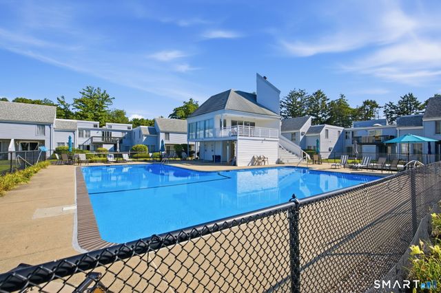 30 Cinnamon Springs 30, South Windsor, CT 06074