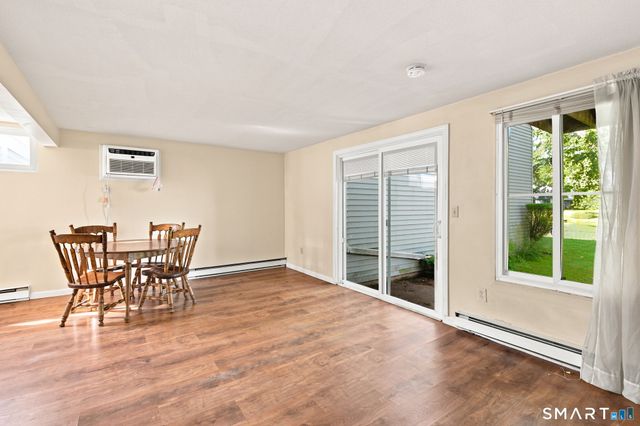30 Cinnamon Springs 30, South Windsor, CT 06074
