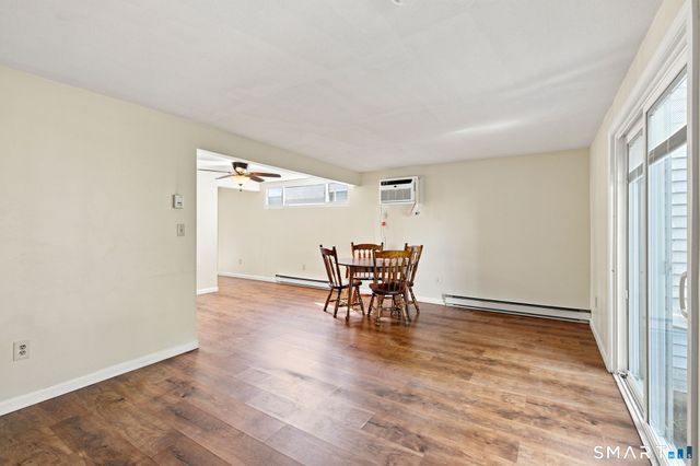 30 Cinnamon Springs 30, South Windsor, CT 06074