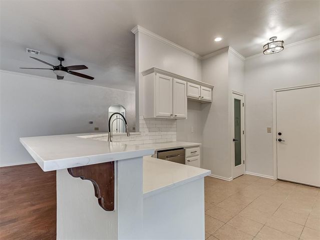 9213 NW 77th Street, Yukon, OK 73099