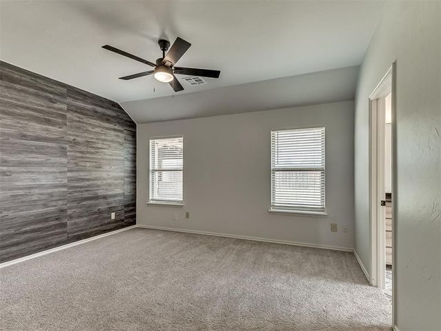 9213 NW 77th Street, Yukon, OK 73099