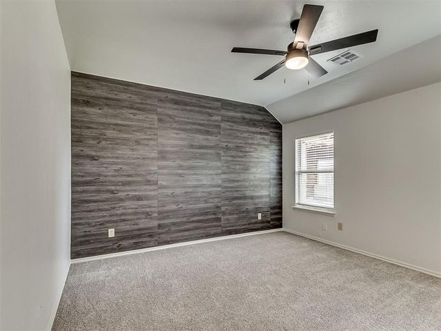 9213 NW 77th Street, Yukon, OK 73099