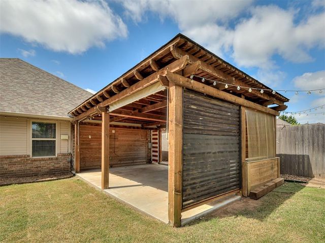 9213 NW 77th Street, Yukon, OK 73099