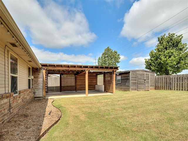 9213 NW 77th Street, Yukon, OK 73099