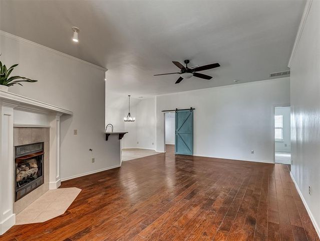 9213 NW 77th Street, Yukon, OK 73099