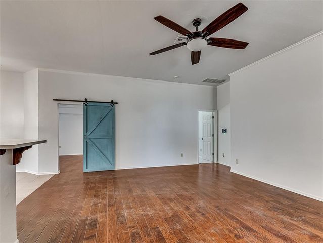 9213 NW 77th Street, Yukon, OK 73099