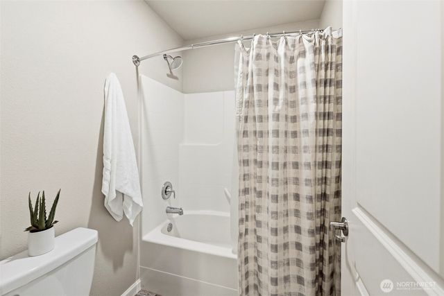 2224 97th Avenue Ct E, Edgewood, WA 98371