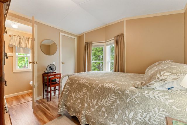 279 Hunter North Road, Alburgh, VT 05440