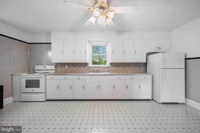 123 PENNSVILLE PEDRICKTOWN RD, Pedricktown, NJ 08067