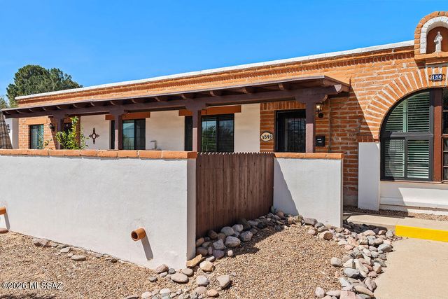 184 S La Canada Dr Unit B, Green Valley, AZ 85614