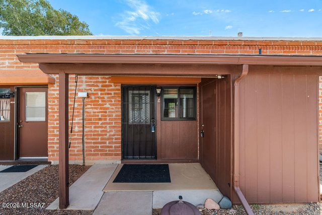 184 S La Canada Dr Unit B, Green Valley, AZ 85614