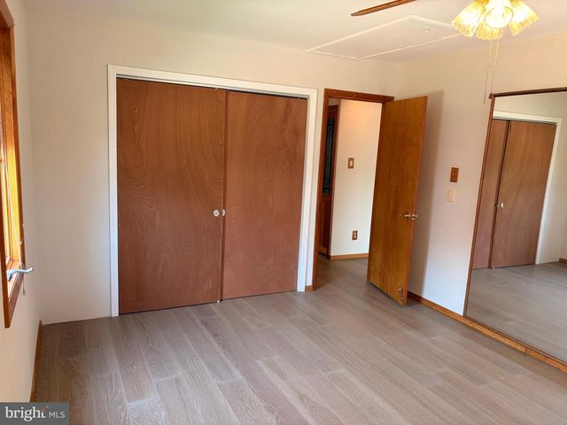 31 FAIRMOUNT DR, Willingboro, NJ 08046