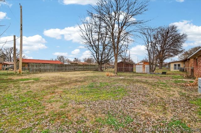 507 Highland Drive, Bartlesville, OK 74003