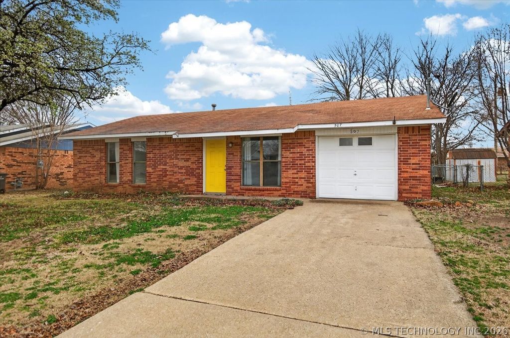 507 Highland Drive, Bartlesville, OK 74003