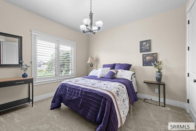 3430 E Greenwillow Lane, Ammon, ID 83401