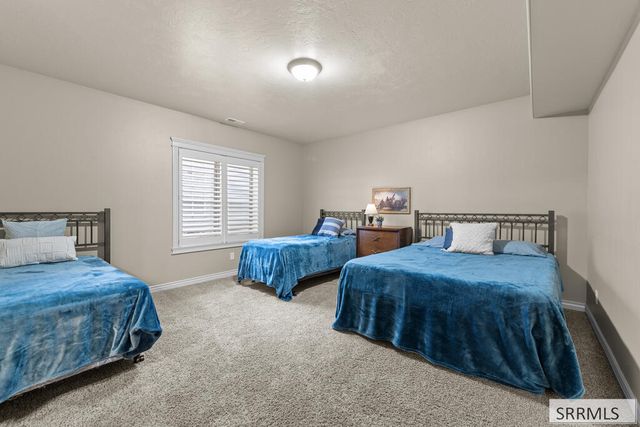 3430 E Greenwillow Lane, Ammon, ID 83401