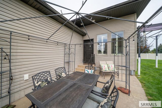 3430 E Greenwillow Lane, Ammon, ID 83401