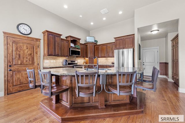 3430 E Greenwillow Lane, Ammon, ID 83401