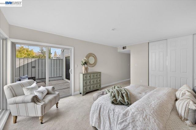 7543 Maywood Dr, Pleasanton, CA 94588