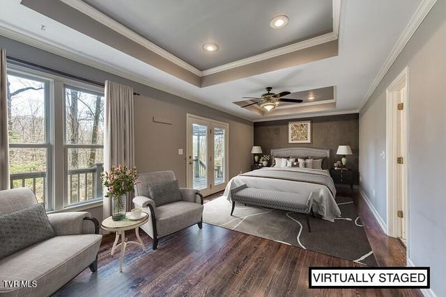 8 University Place, Johnson City, TN 37604