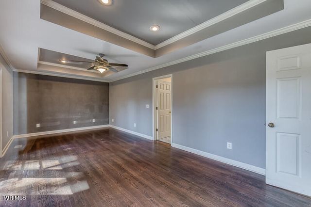 8 University Place, Johnson City, TN 37604