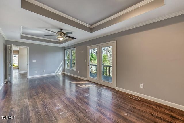 8 University Place, Johnson City, TN 37604