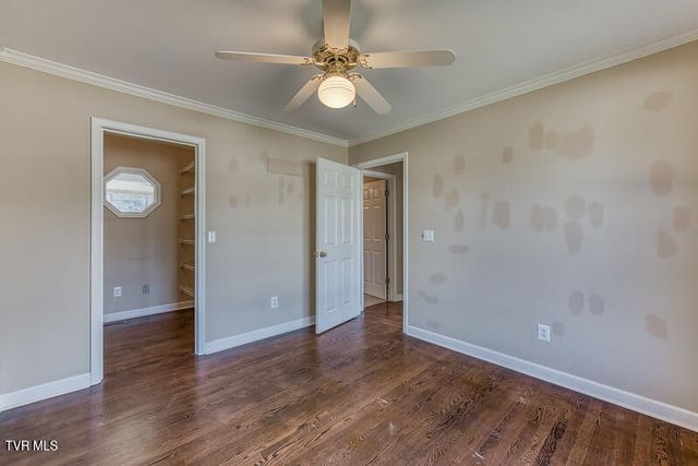 8 University Place, Johnson City, TN 37604