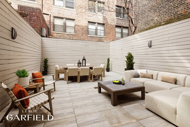 33 W 71ST Street, New York City, NY 10023