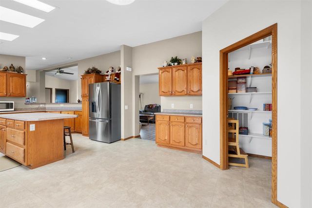 1254 S OVERLAND ROAD, De Pere, WI 54115