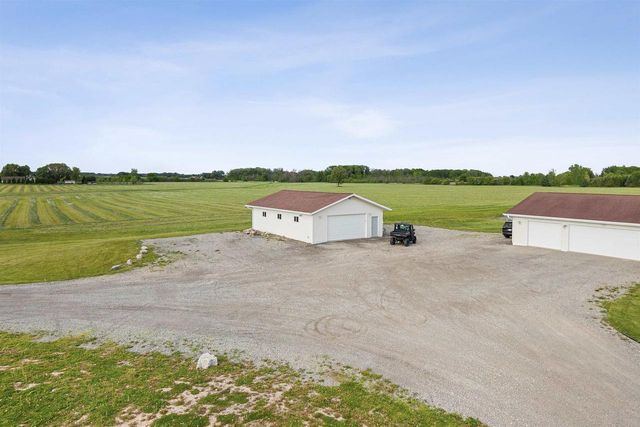 1254 S OVERLAND ROAD, De Pere, WI 54115