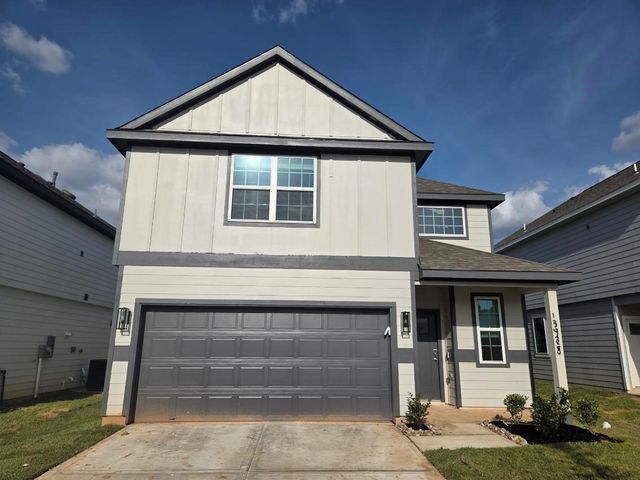 13428 Yellow Perch Drive, Conroe, TX 77384