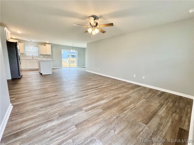 1236 Woodland Avenue, Scottsburg, IN 47170