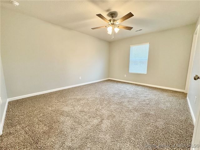 1236 Woodland Avenue, Scottsburg, IN 47170