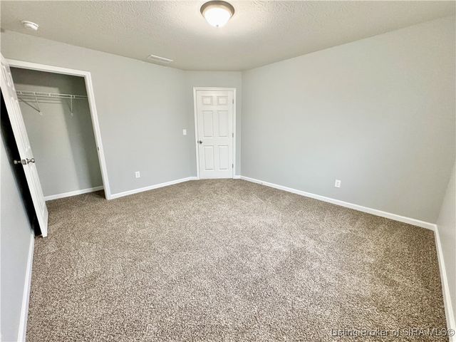 1236 Woodland Avenue, Scottsburg, IN 47170