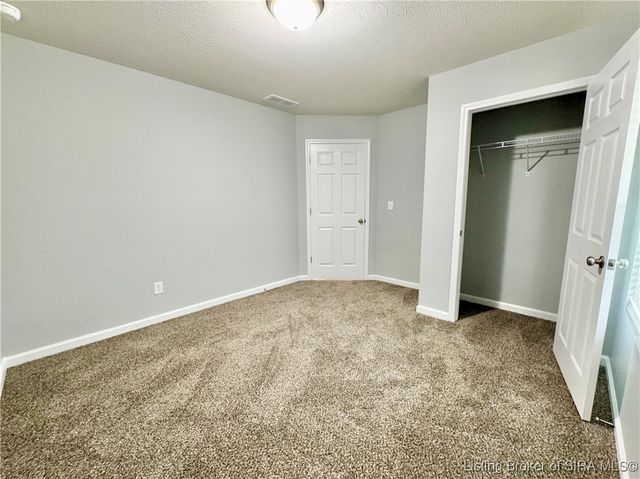 1236 Woodland Avenue, Scottsburg, IN 47170