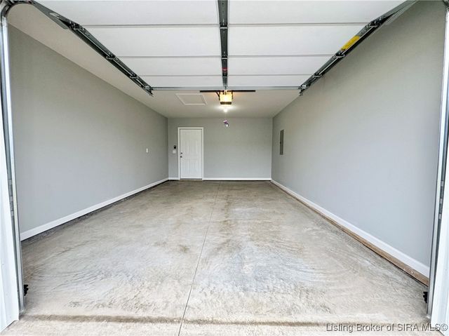 1236 Woodland Avenue, Scottsburg, IN 47170