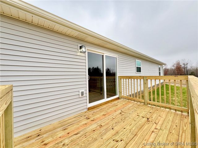 1236 Woodland Avenue, Scottsburg, IN 47170