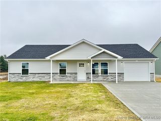 1236 Woodland Avenue, Scottsburg, IN 47170