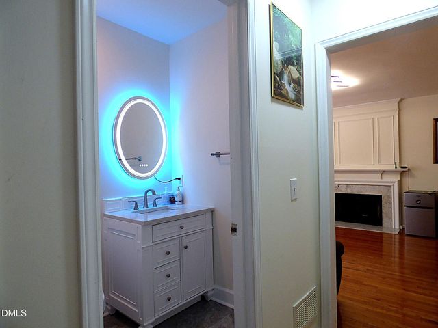 119 Woodshire Lane, Chapel Hill, NC 27514