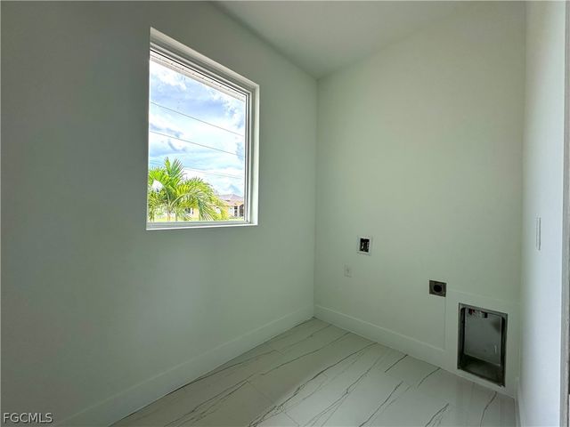 418 Wellington AVE, Lehigh Acres, FL 33972