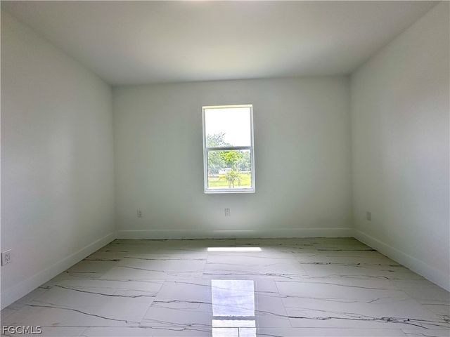 418 Wellington AVE, Lehigh Acres, FL 33972