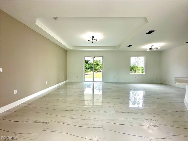 418 Wellington AVE, Lehigh Acres, FL 33972