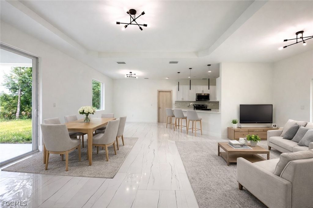 418 Wellington AVE, Lehigh Acres, FL 33972