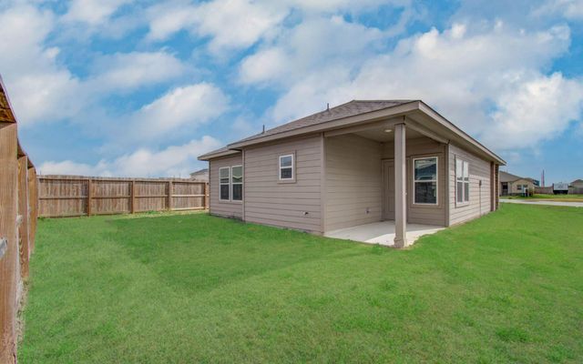 114 Road 51024, Cleveland, TX 77327