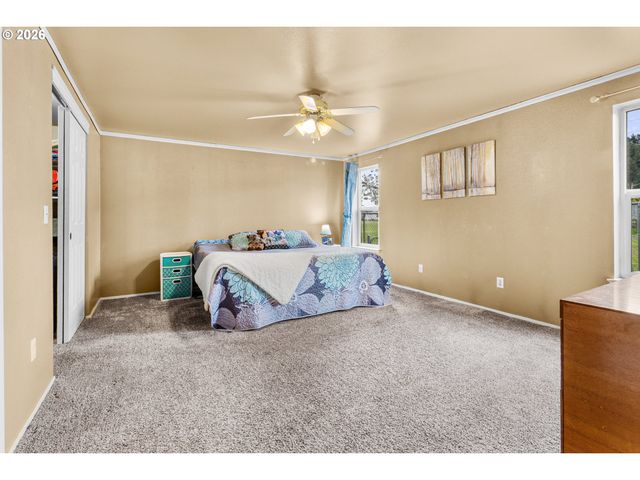 658 S 57TH St 14, Springfield, OR 97478