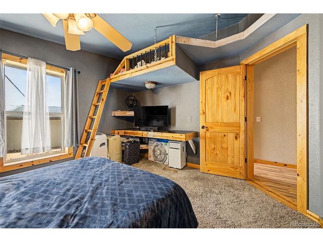 840 Bunyan Ave, Berthoud, CO 80513