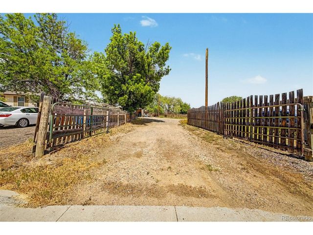 840 Bunyan Ave, Berthoud, CO 80513