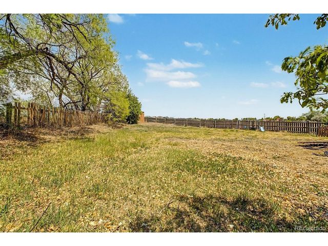 840 Bunyan Ave, Berthoud, CO 80513