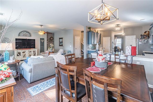 6821 Pierless Avenue, Sugar Hill, GA 30518