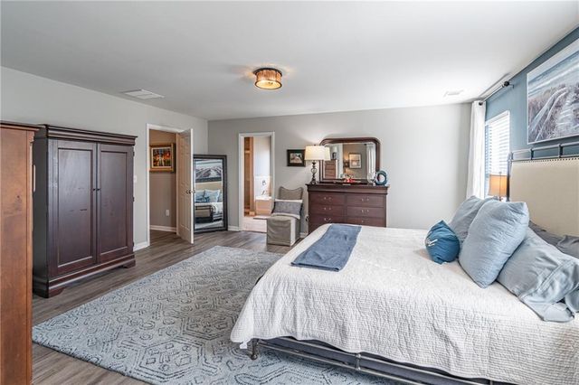 6821 Pierless Avenue, Sugar Hill, GA 30518